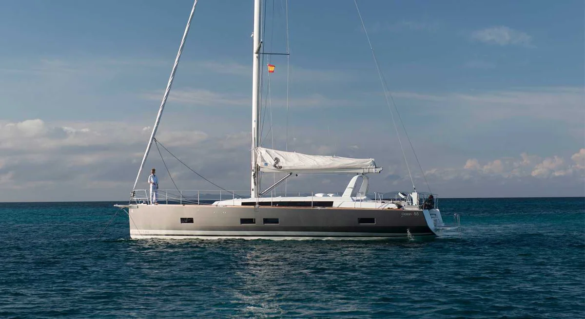 Beneteau Oceanis 55 2012 boat specs