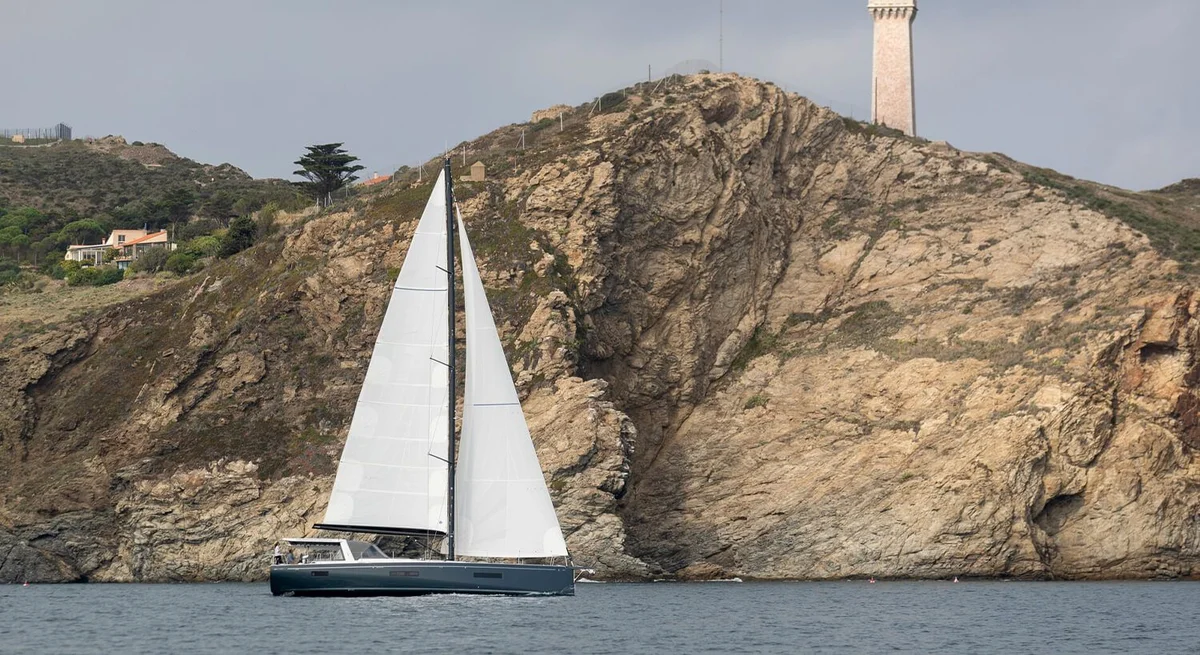 Beneteau Oceanis Yacht 60 2023 boat specs