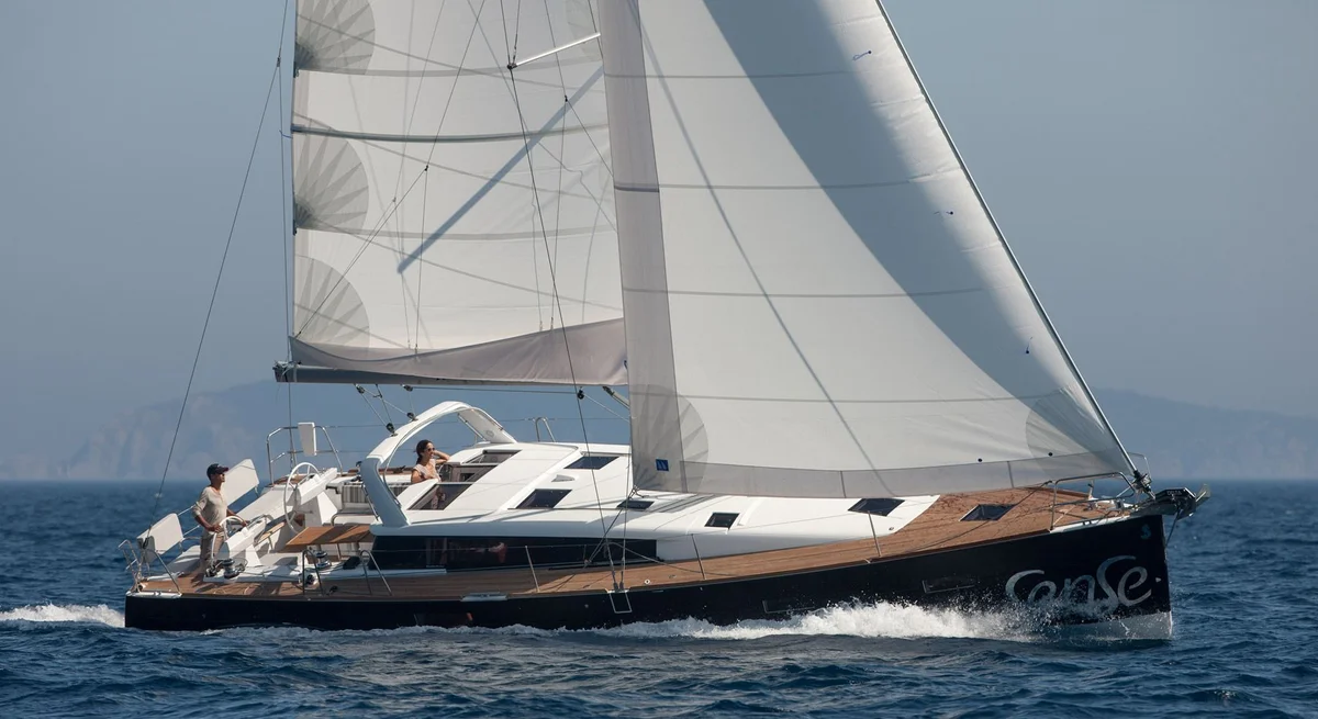 Beneteau Sense 46 2012 boat specs