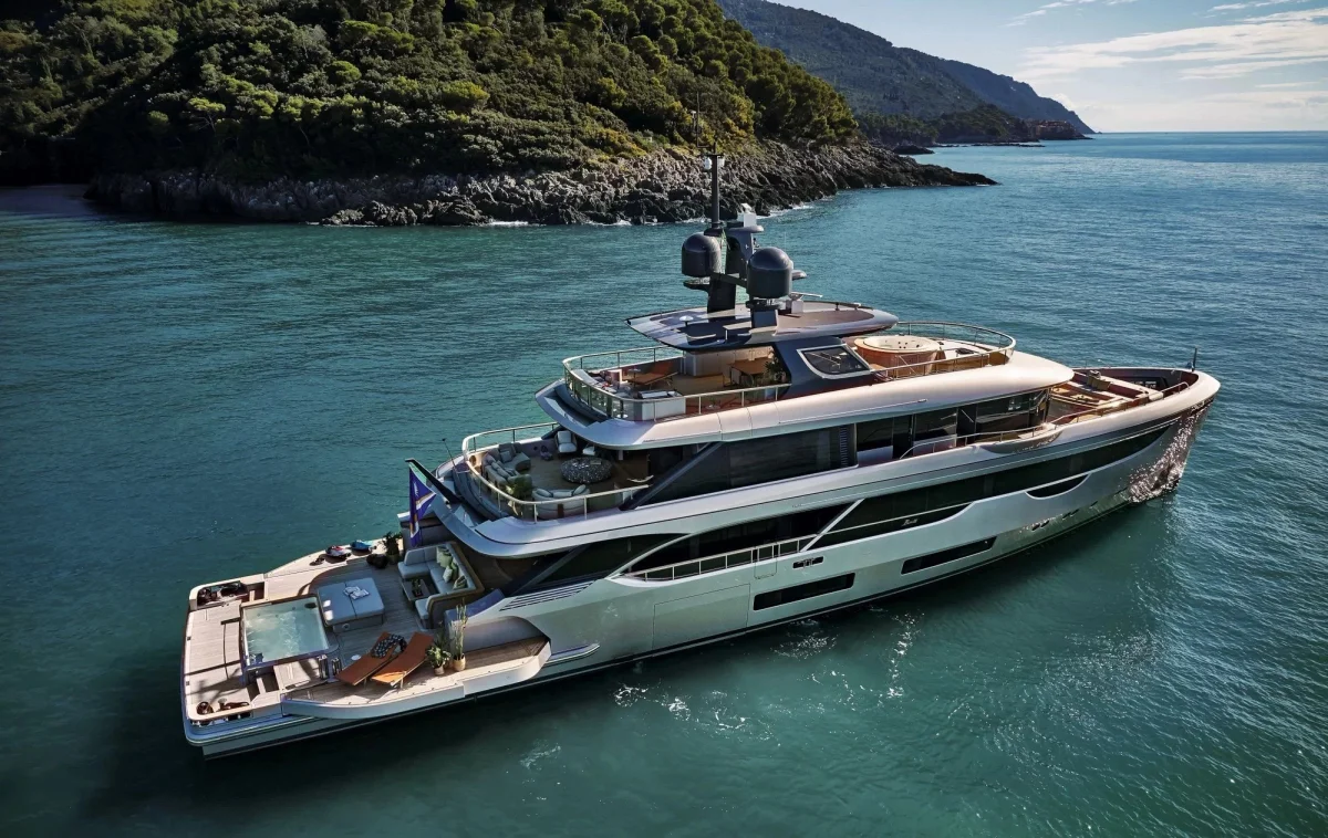 Benetti Yachts Oasis 40M 2018 boat specs