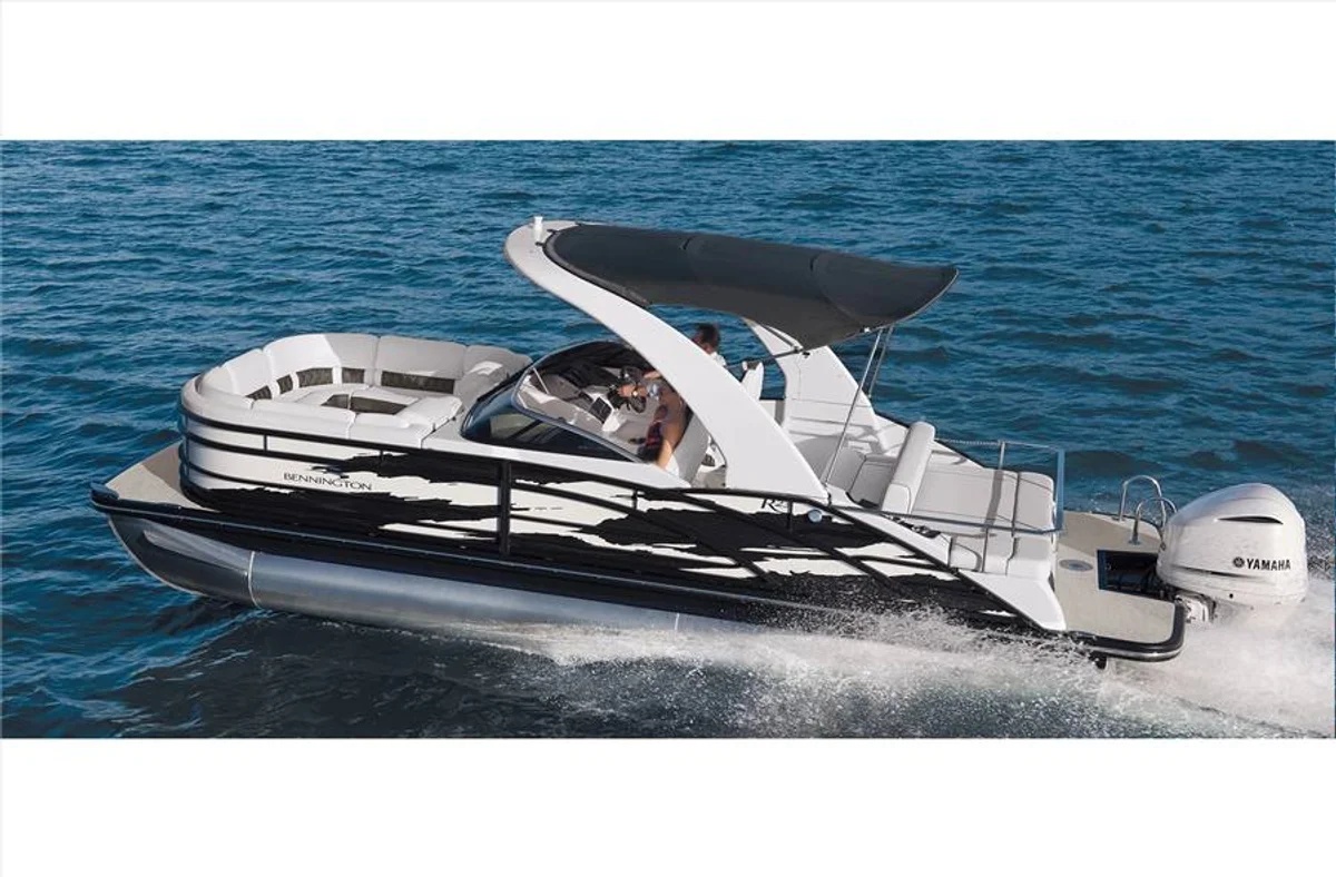 Bennington 23 RSB 2022 boat specs