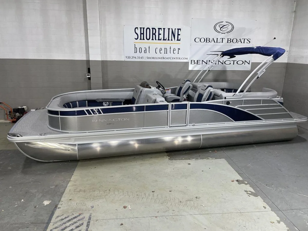 Bennington 25 LTFB 2022 boat specs
