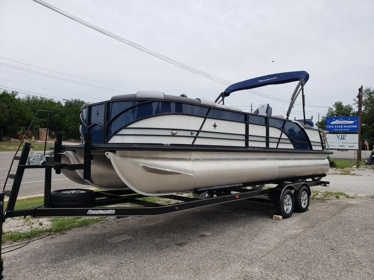 Berkshire Pontoons 25SB STS 2021 boat specs