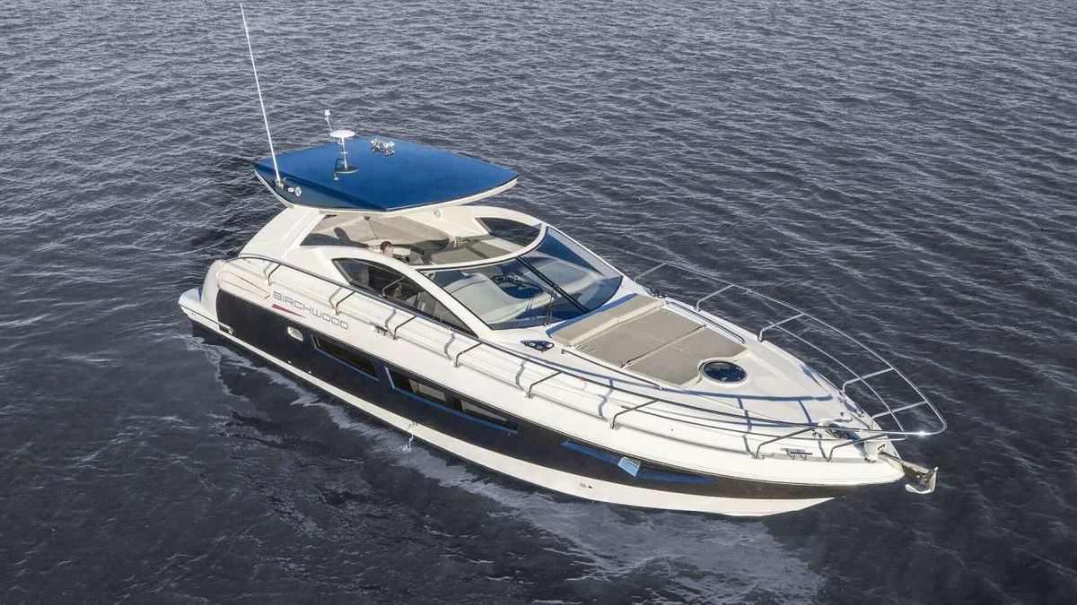 Birchwood 420 ST 2006 boat specs