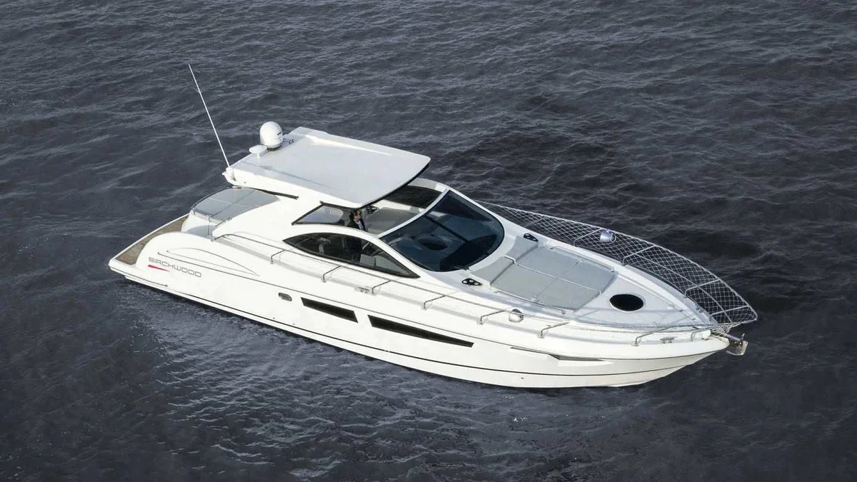500 HT Boat Specs
