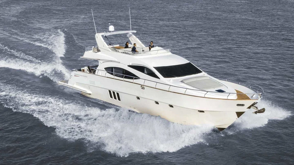 Birchwood 770 Flybridge 2006 boat specs
