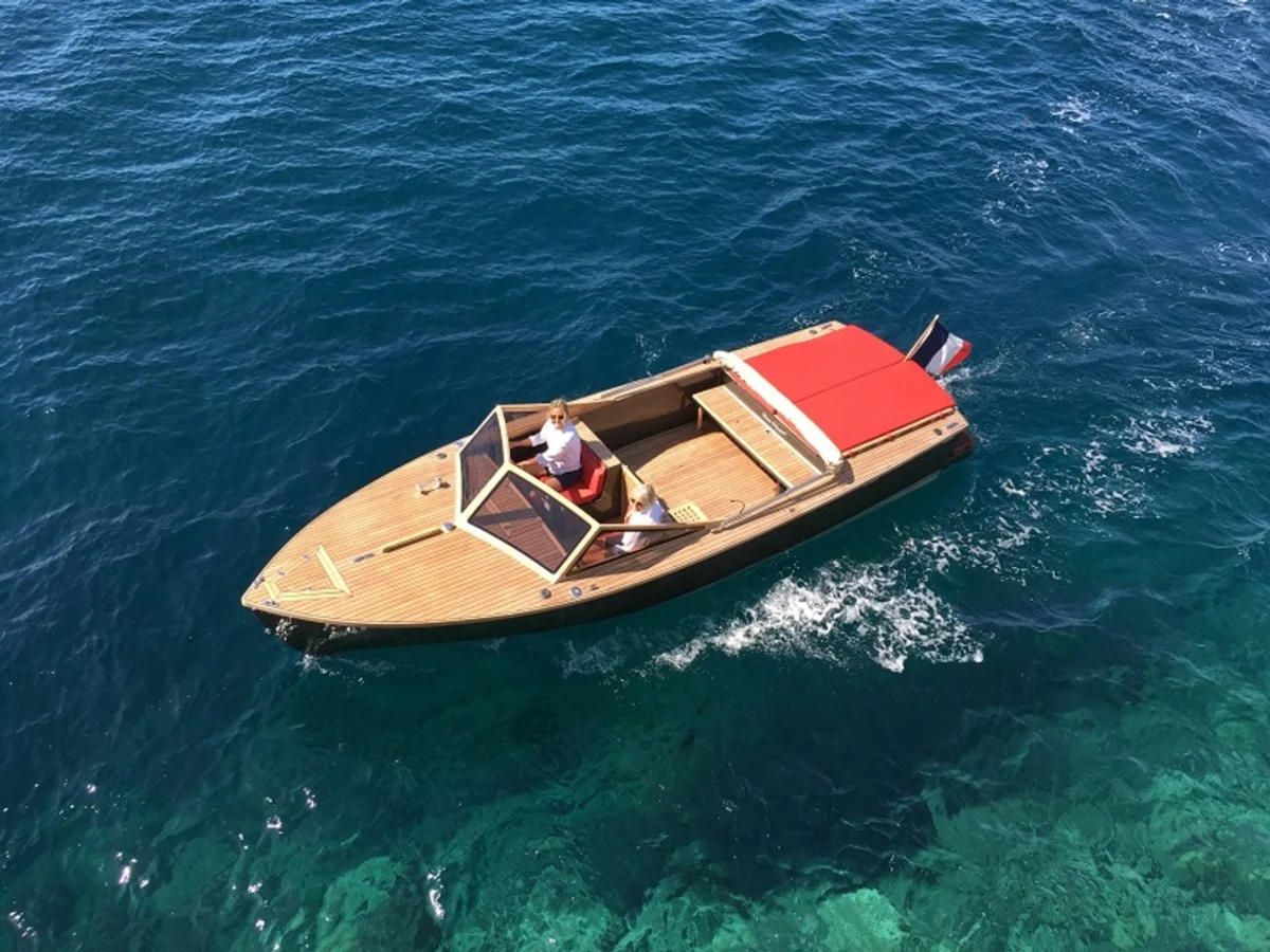 Black Pepper Yachts Tender 24 2017 boat specs