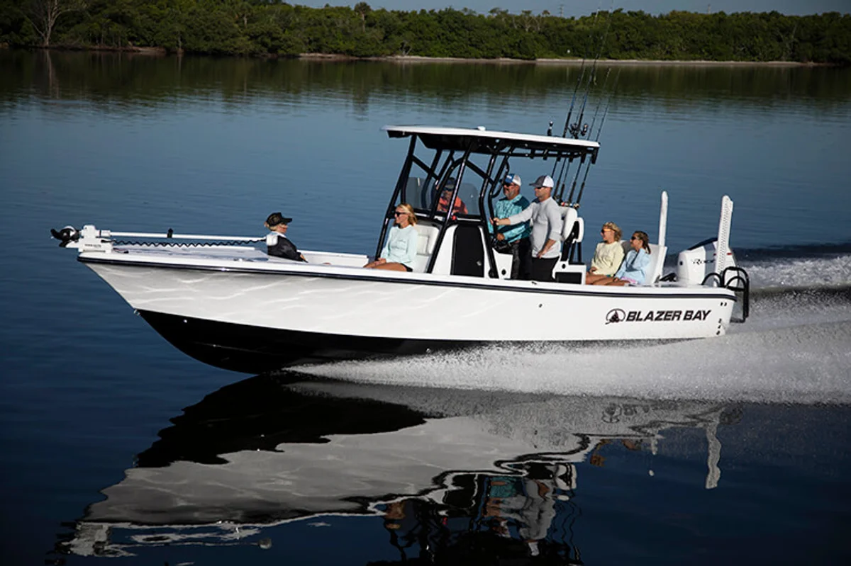 Blazer Boats 2700 HYBRID BAY 2021 boat specs