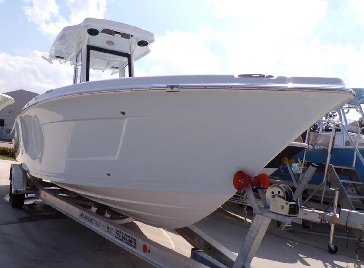 Blue Wave 2800 Makaira 2022 boat specs