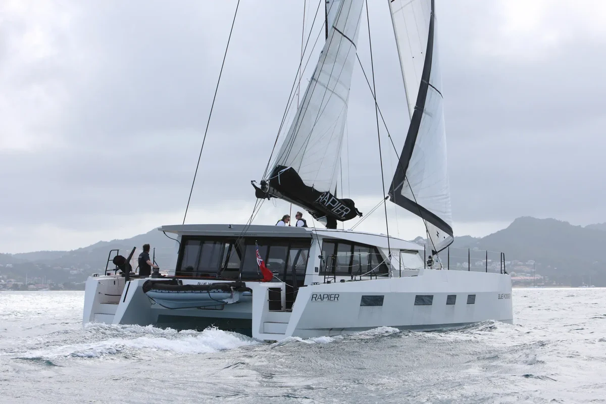 Broadblue Rapier 550 2014 boat specs