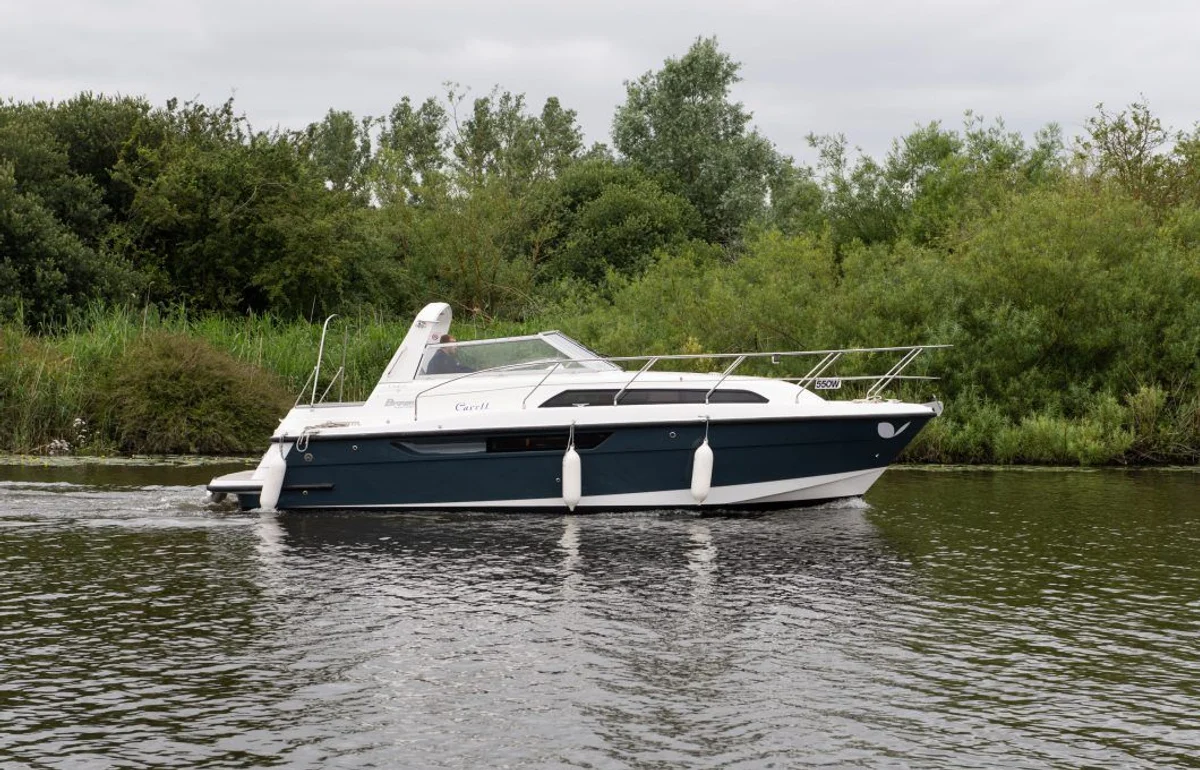 Broom Boats 30 Cadet 2020 boat specs