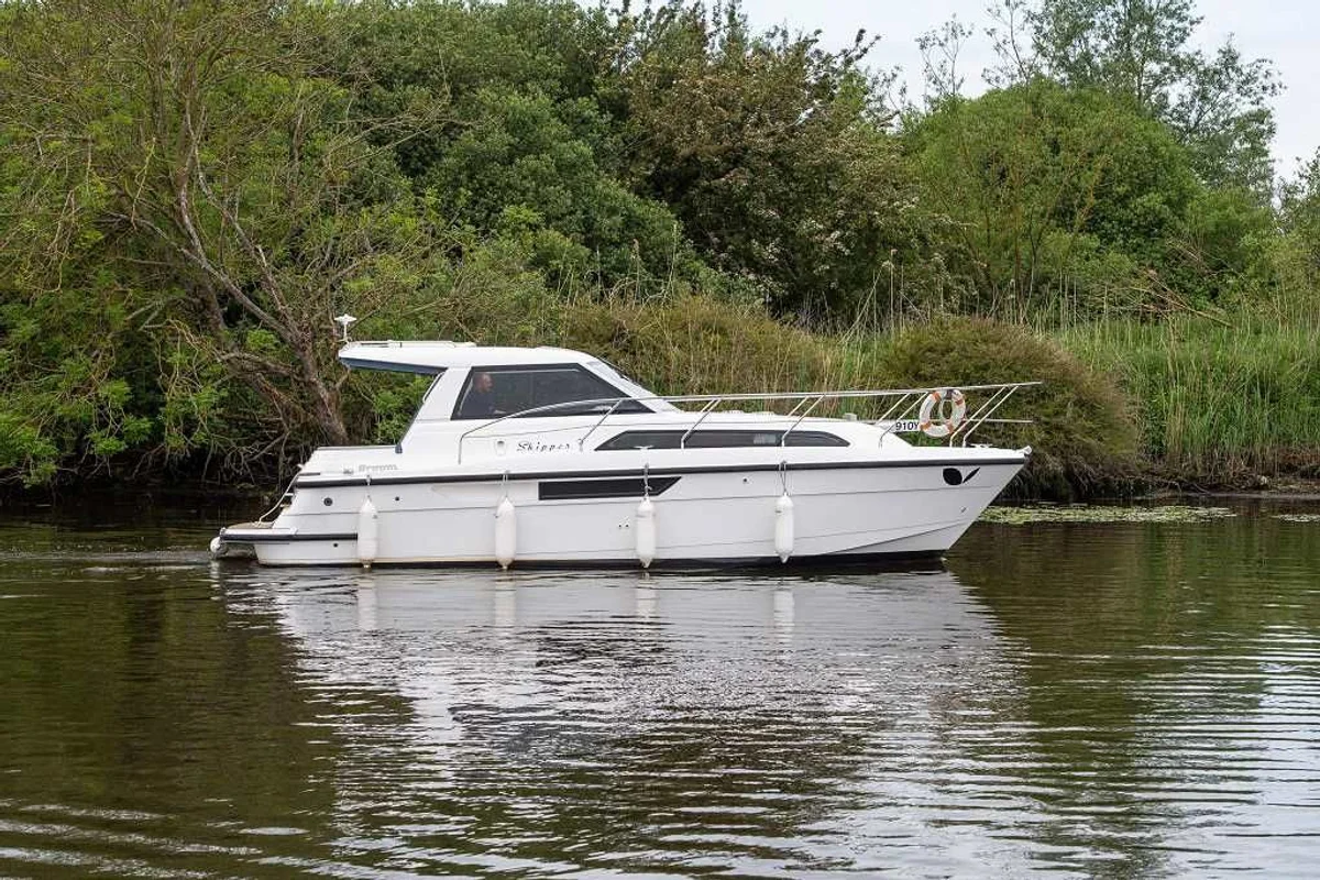 Broom Boats 30 Skipper 2020 boat specs