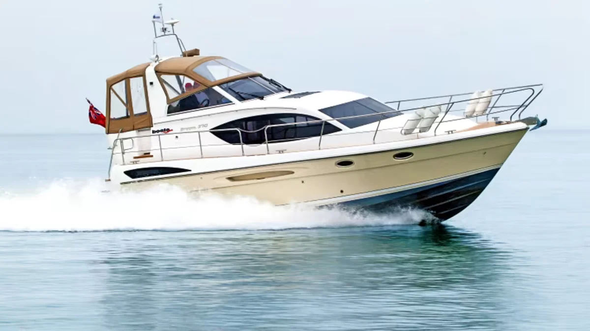 Broom Boats 370 2015 boat specs