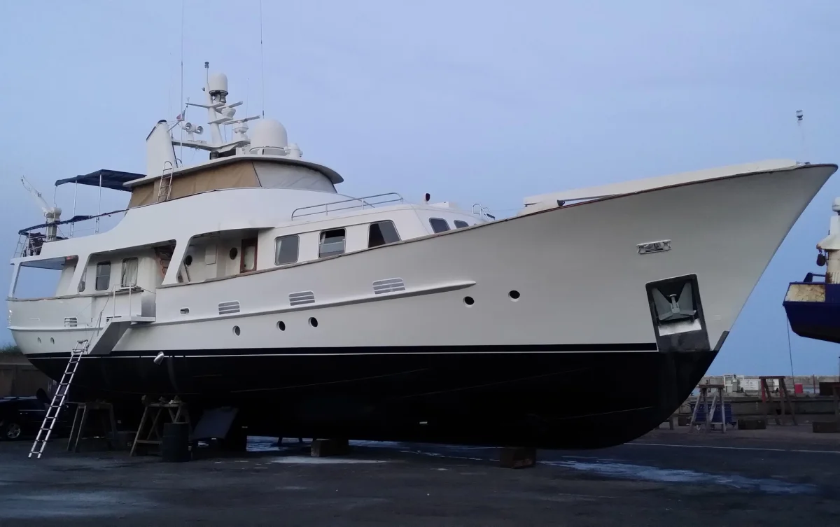 85 Pacific Class Boat Specs