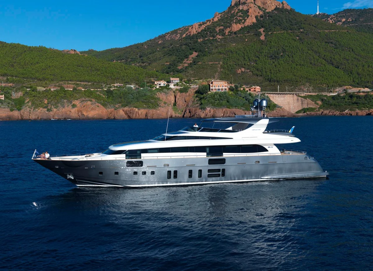 Canados 110 Classic 2021 boat specs