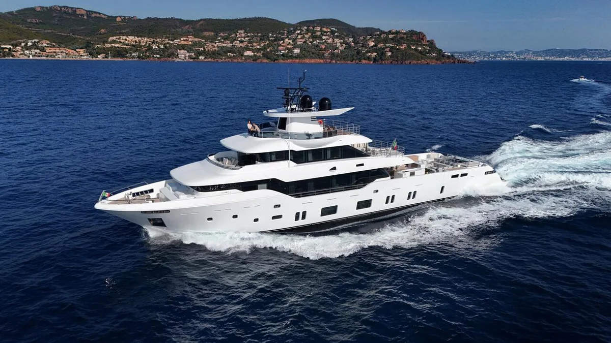 Canados Oceanic 143 Tri-Deck 2022 boat specs