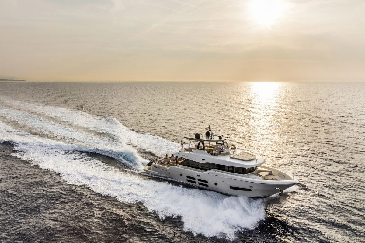 Canados Oceanic 76/81 GT 2017 boat specs
