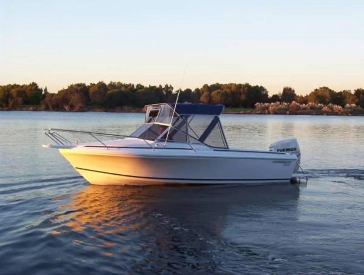 Caribbean Boats Belmont 2006 boat specs