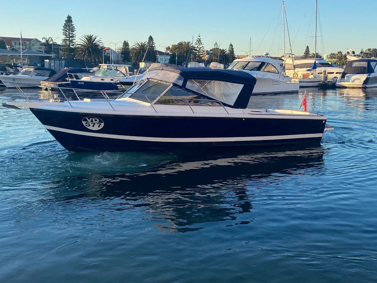 Caribbean Boats C2700 2023 boat specs