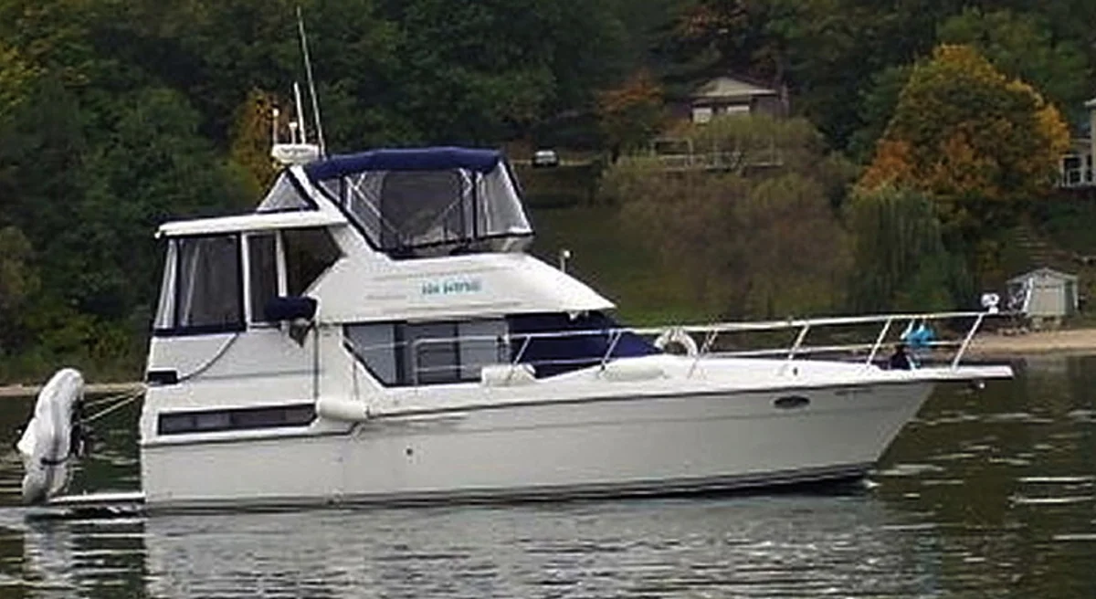 Carver Yachts 350 Aft Cabin 1993 boat specs