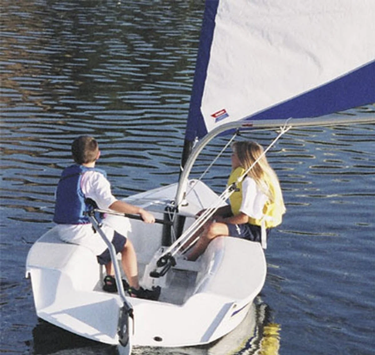 Catalina Yachts Catalina Expo 12.5 1997 boat specs