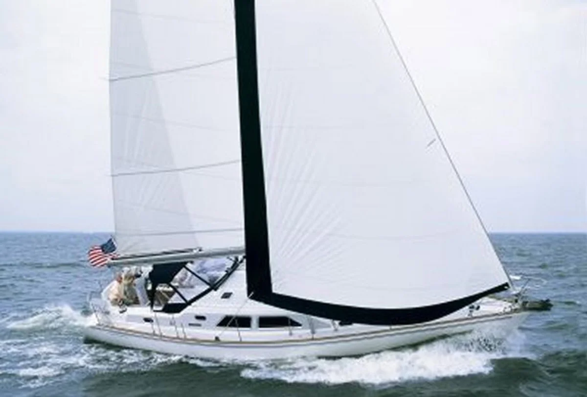 Catalina Yachts Catalina Morgan 440 Wing Keel 2004 boat specs