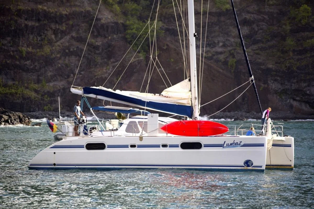 Catana Catamarans 431 2002 boat specs