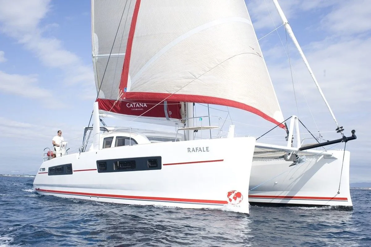Catana Catamarans 47 2010 boat specs