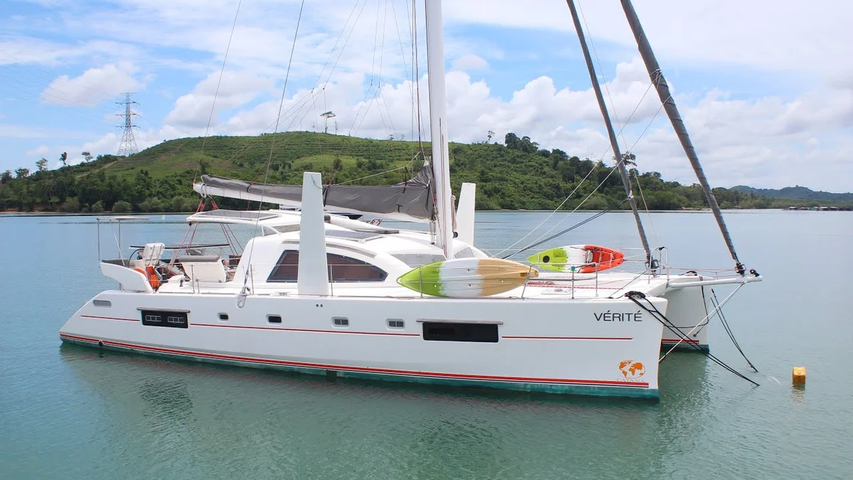 Catana Catamarans 50 2008 boat specs
