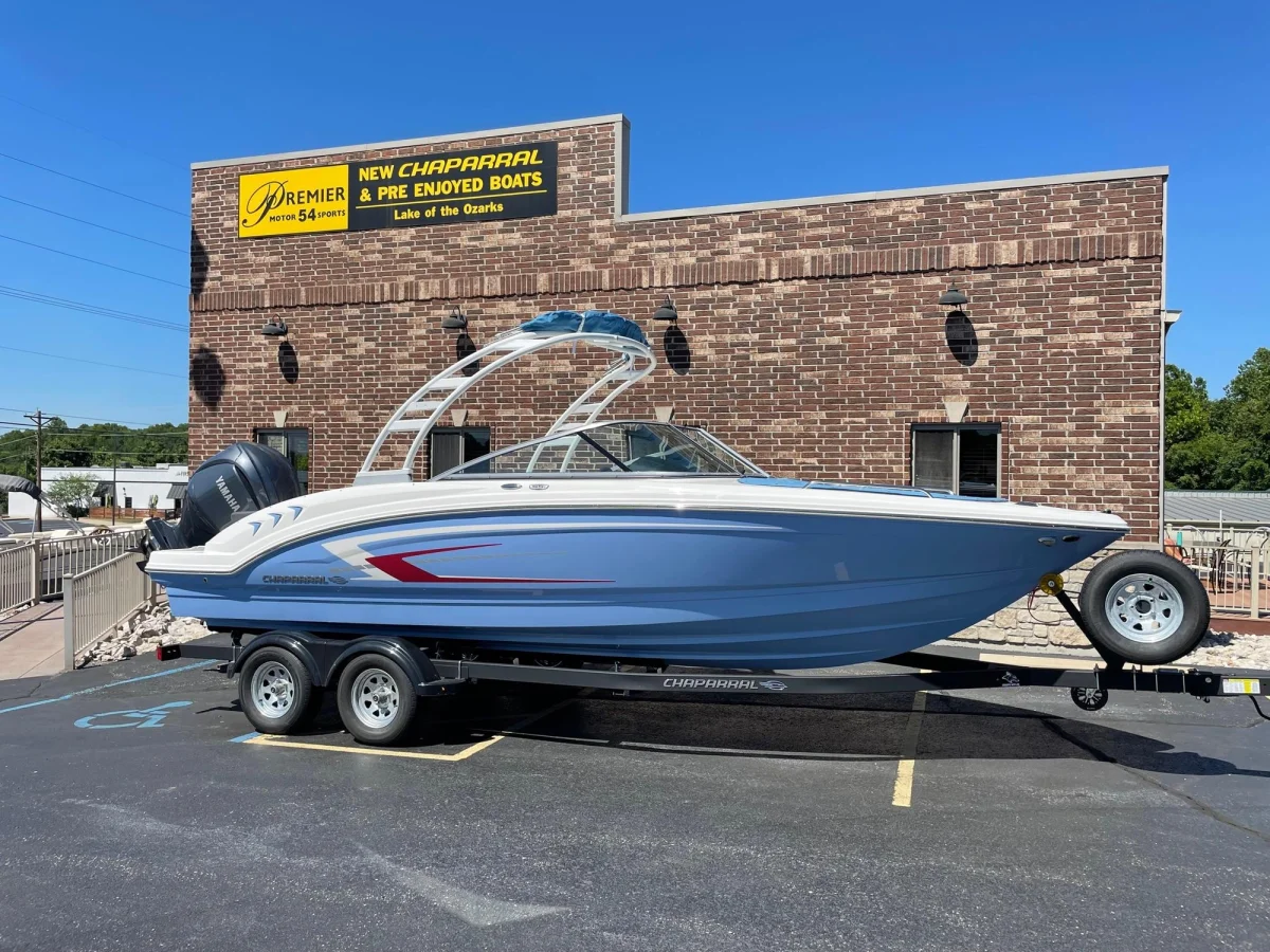 23 SSi OB Boat Specs
