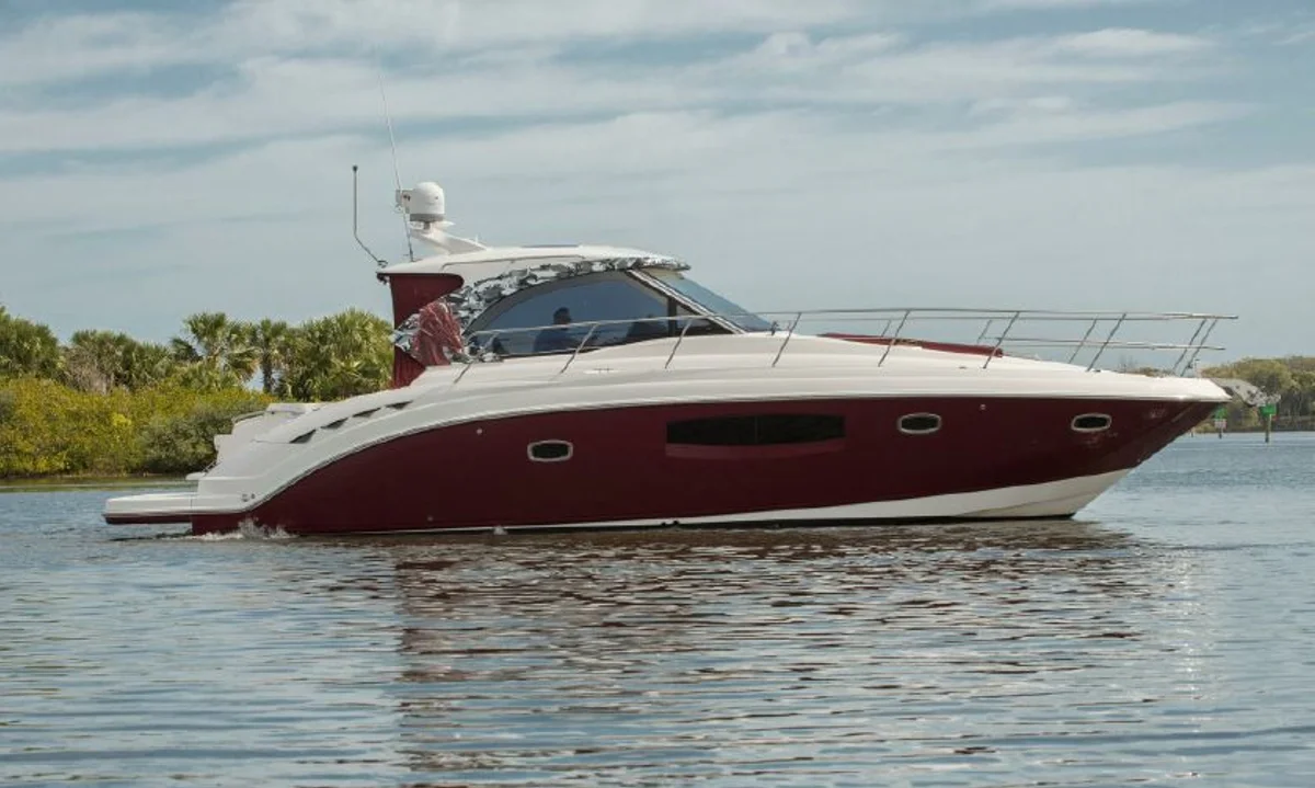 Chaparral Boats 420 Premiere 2011 boat specs
