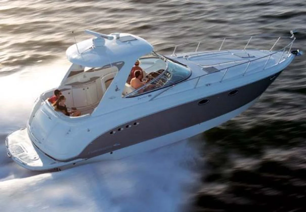 Chaparral Boats Signature 350 2008 boat specs