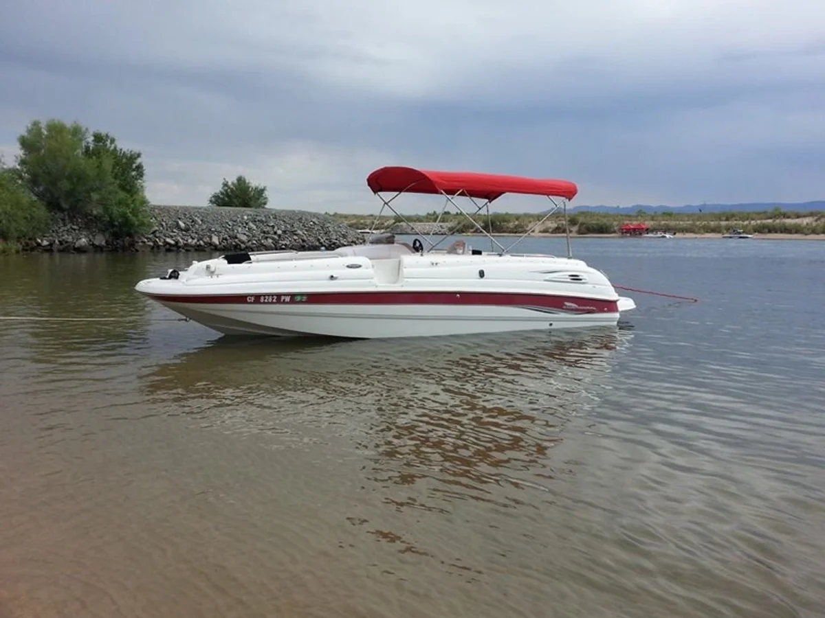Sunesta 232 Deck Boat Boat Specs