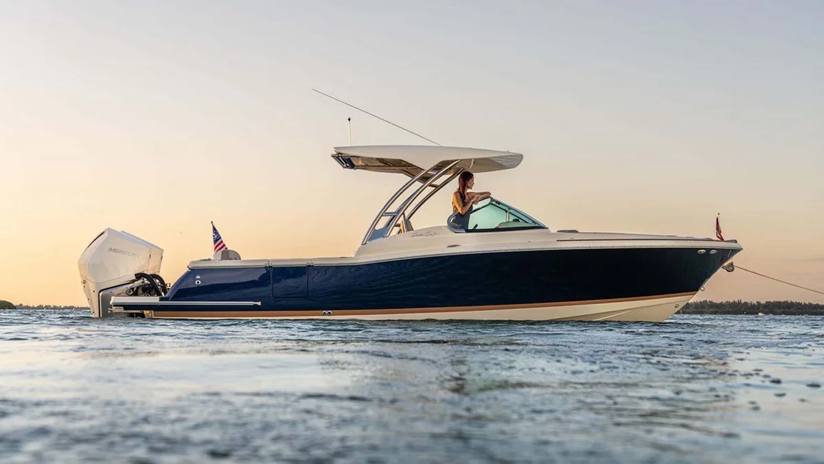 Chris-Craft Calypso 28 2023 boat specs