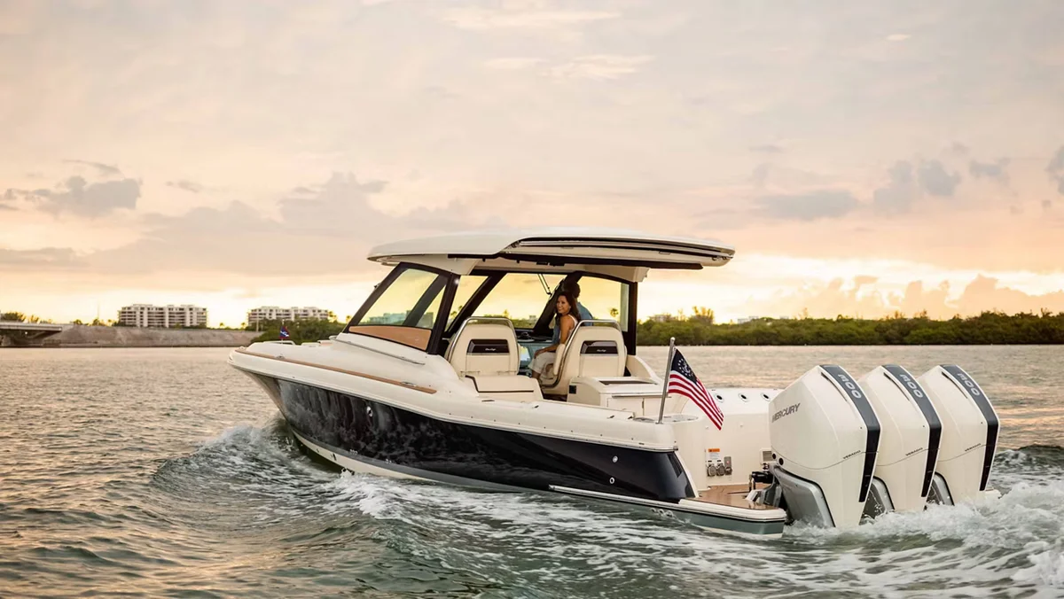 Chris-Craft Calypso 35 2021 boat specs