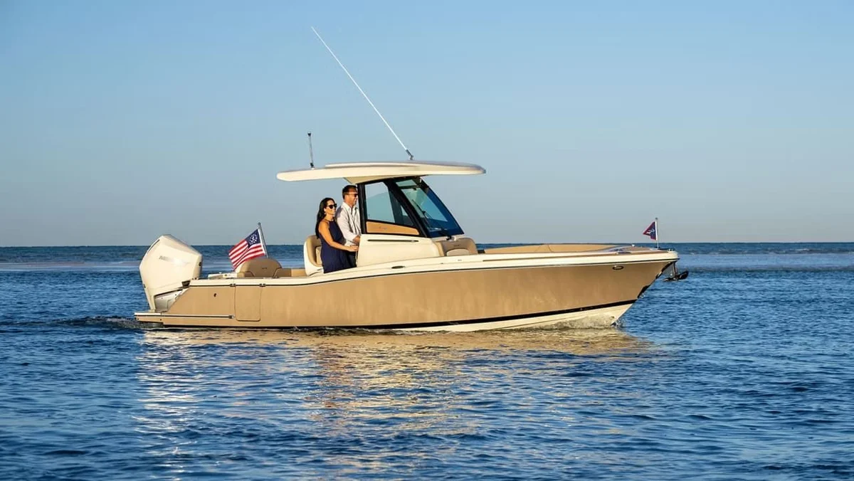 Chris-Craft Catalina 24 2022 boat specs