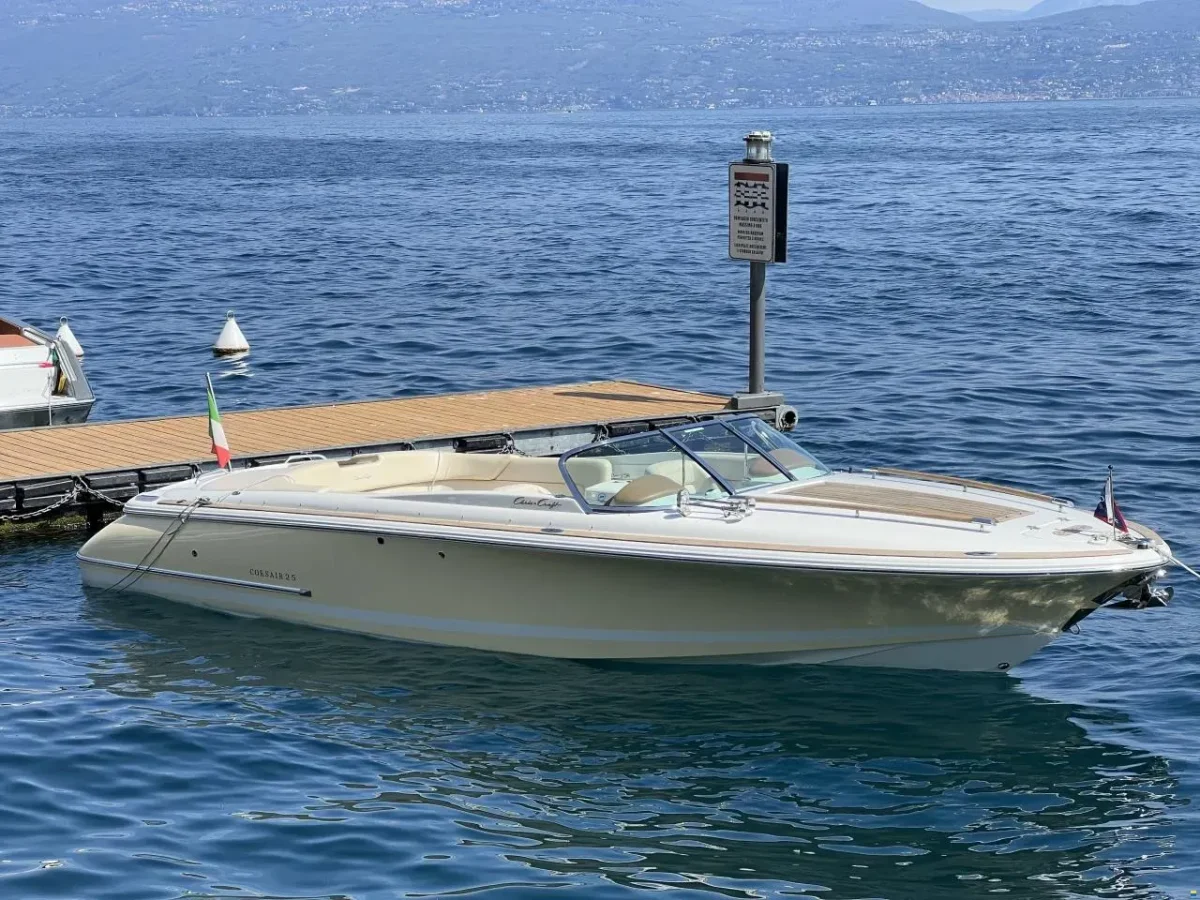 Chris-Craft Corsair 25 2008 boat specs