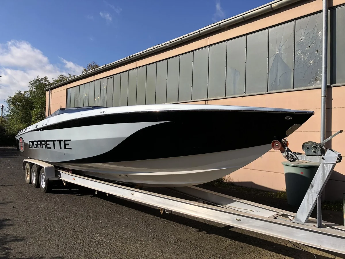35 Cafe Racer Boat Specs