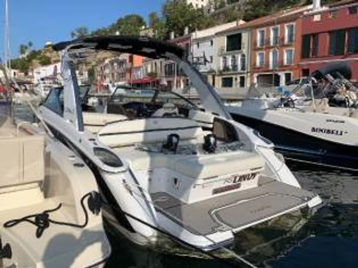 Cobalt Boats 26 SD 2018 boat specs