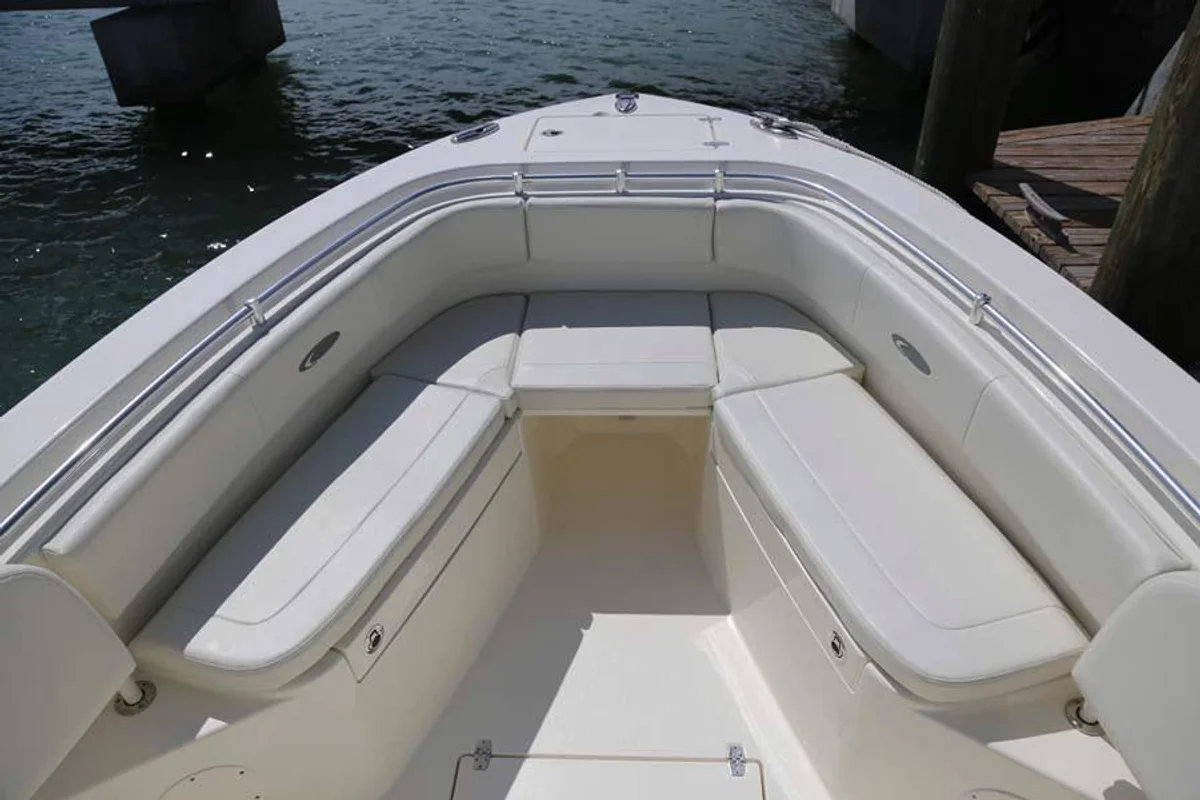 262 Center Console Boat Specs