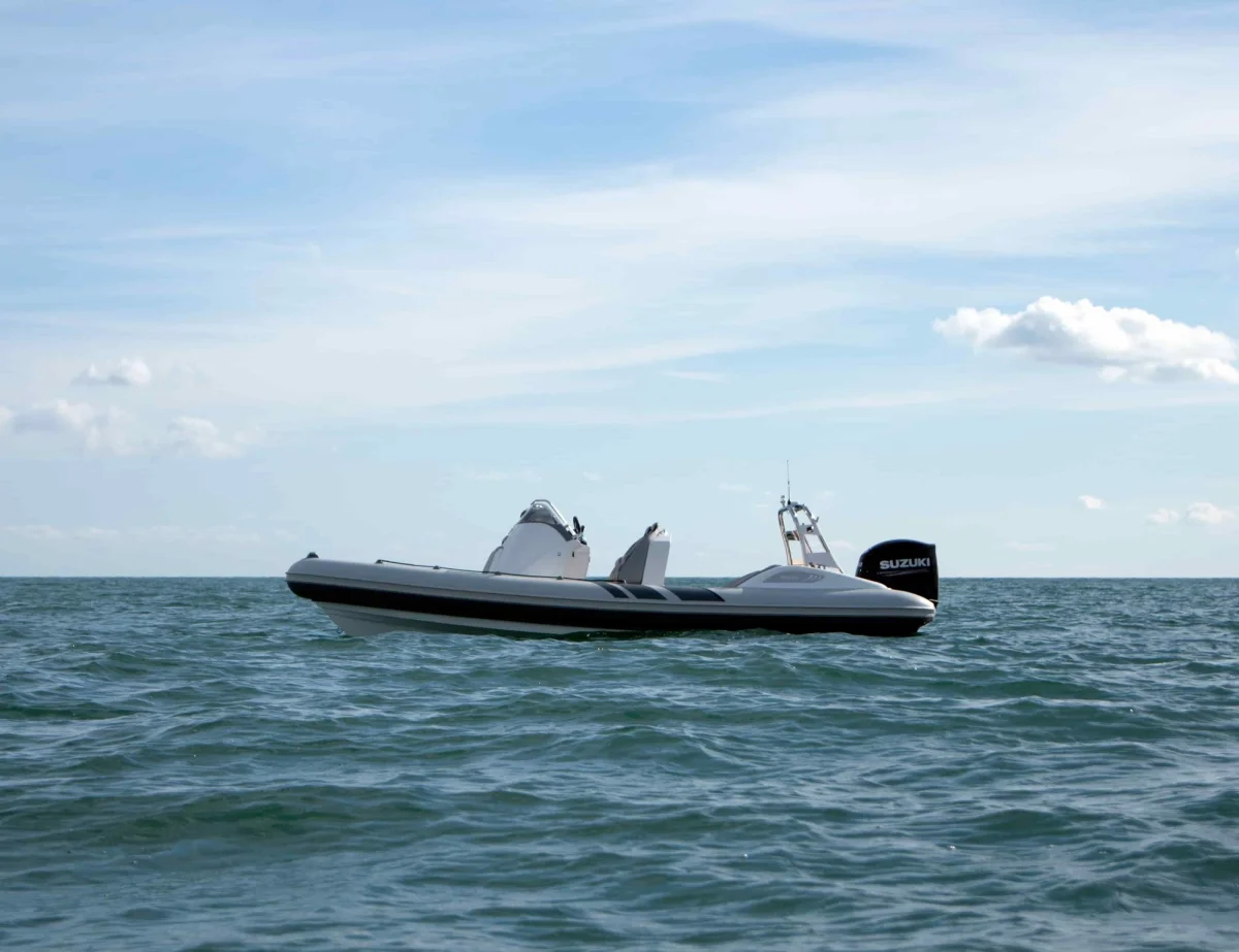 Cobra Ribs Nautique 6.2 2020 boat specs