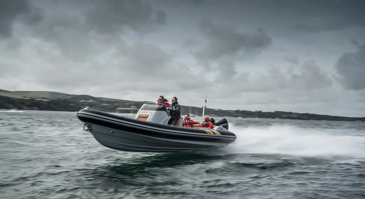 Cobra Ribs Nautique 8.7 2021 boat specs