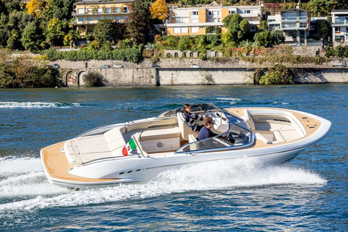 Comitti One 780 2022 boat specs