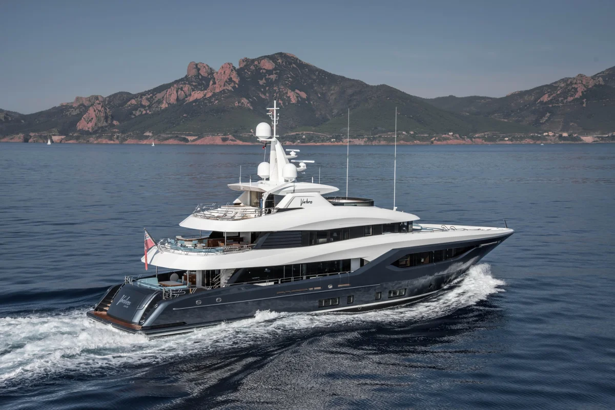 C133 Boat Specs