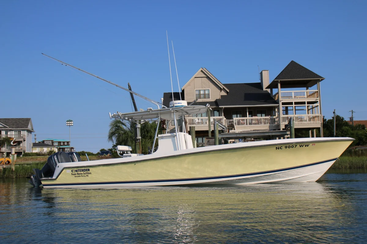 Contender 31 Open 2004 boat specs