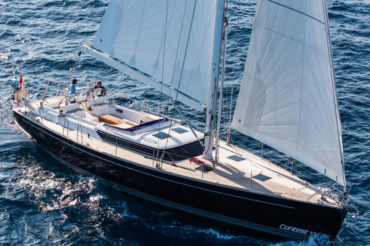 Contest Yachts 57CS Standard 2010 boat specs