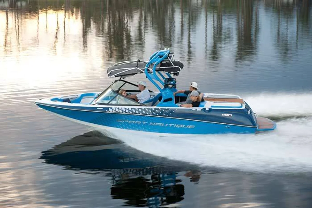 Sport nautique 200 Team Boat Specs