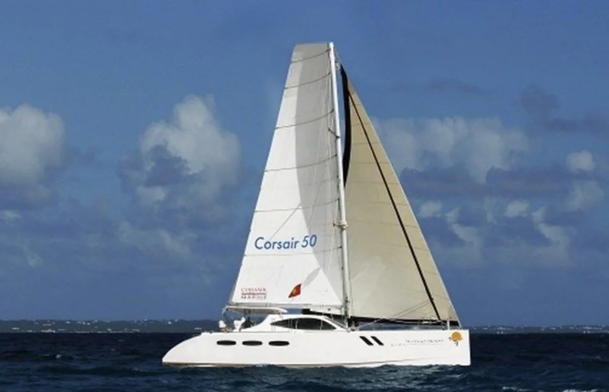 Corsair Marine C50 2009 boat specs
