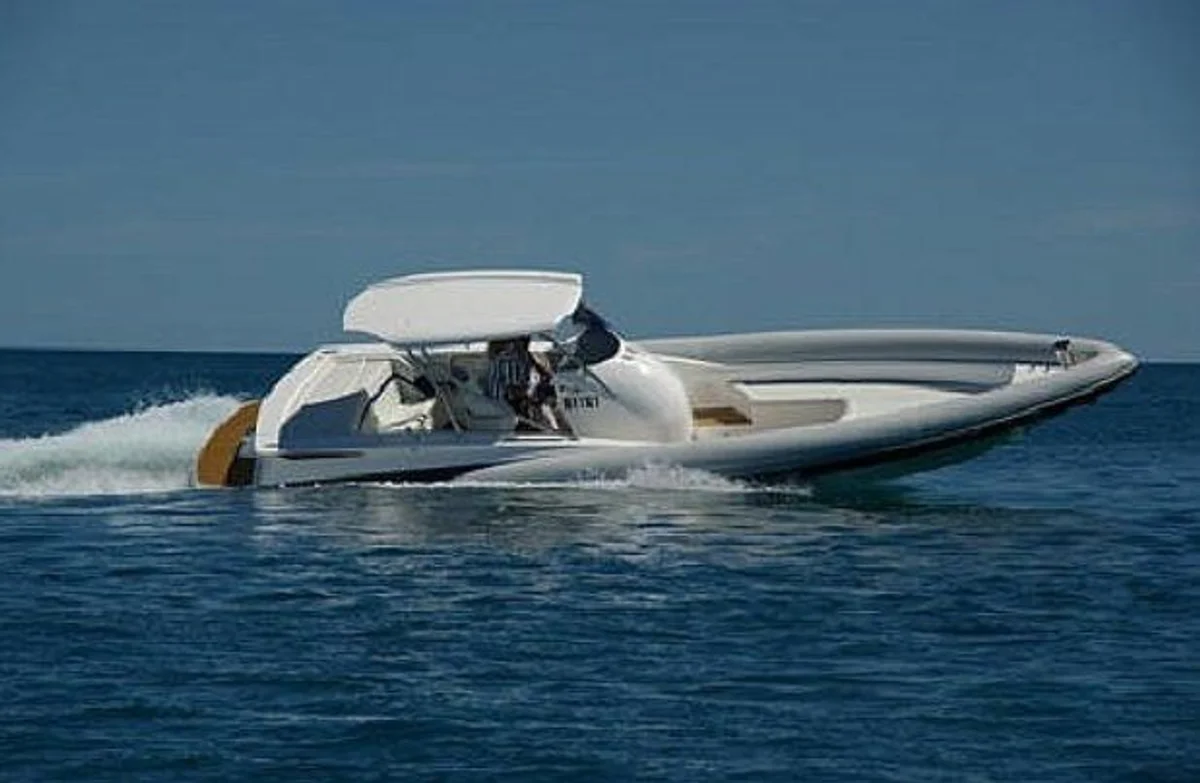 Cougar R11 Sport 2007 boat specs