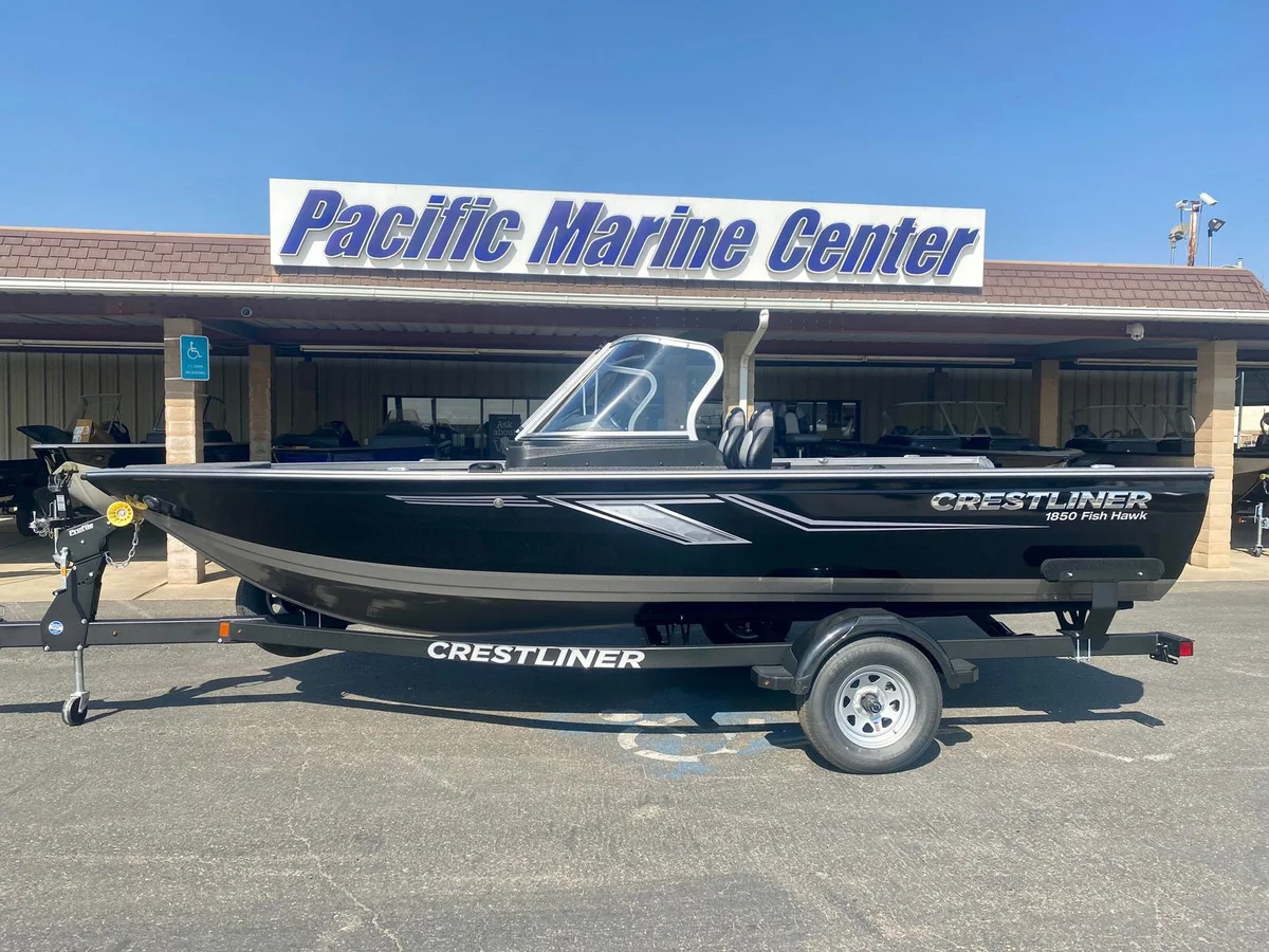 Crestliner 1850 Super Hawk w/ 150HP Mercury! 2021 boat specs